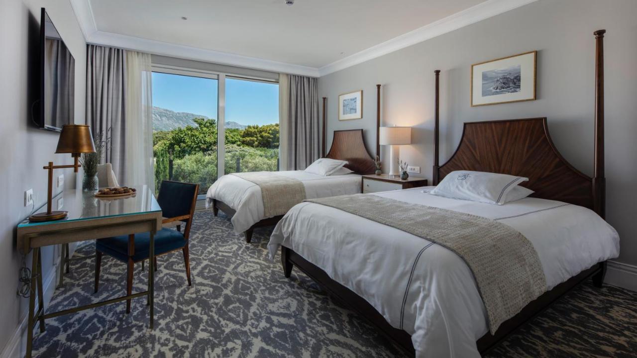Royal Blue Hotel Dubrovnik Luaran gambar A guest room at the Hotel del Coronado