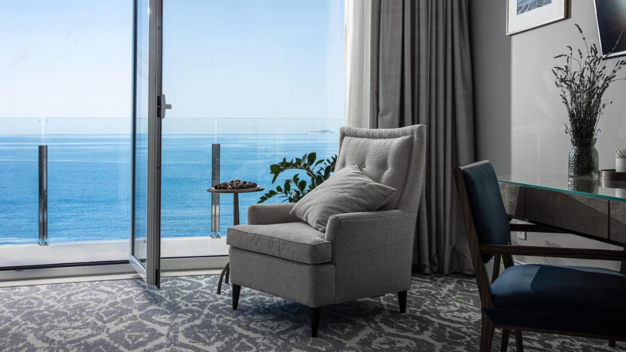 Royal Blue Hotel Dubrovnik Luaran gambar A room at the hotel