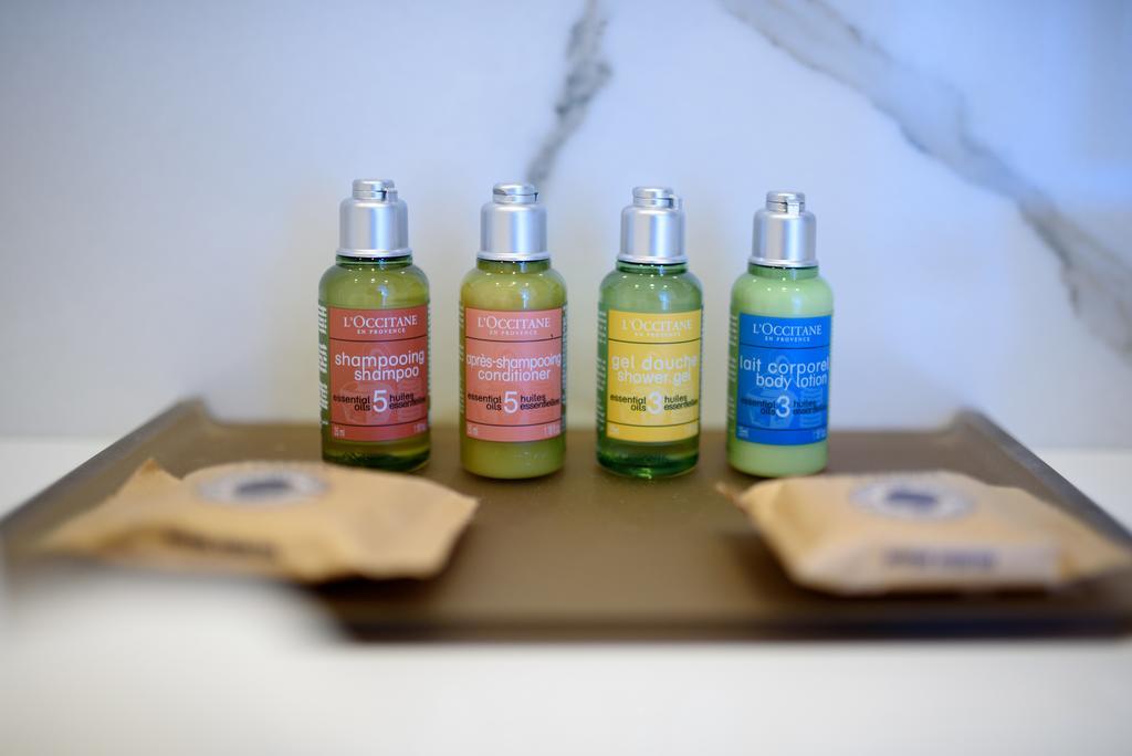 Royal Blue Hotel Dubrovnik Luaran gambar L'OCCITANE products