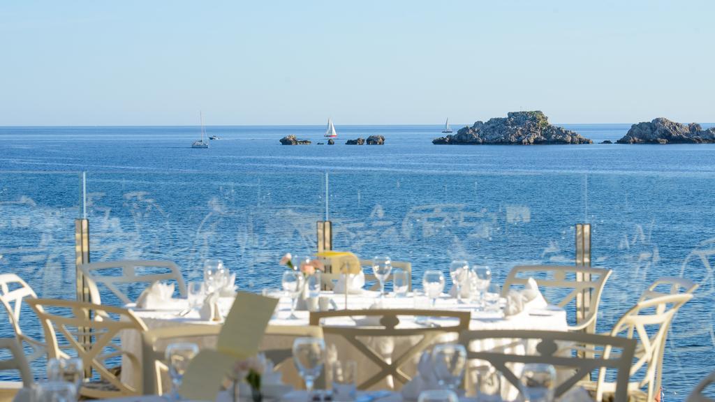 Royal Blue Hotel Dubrovnik Luaran gambar View of the sea from the restaurant