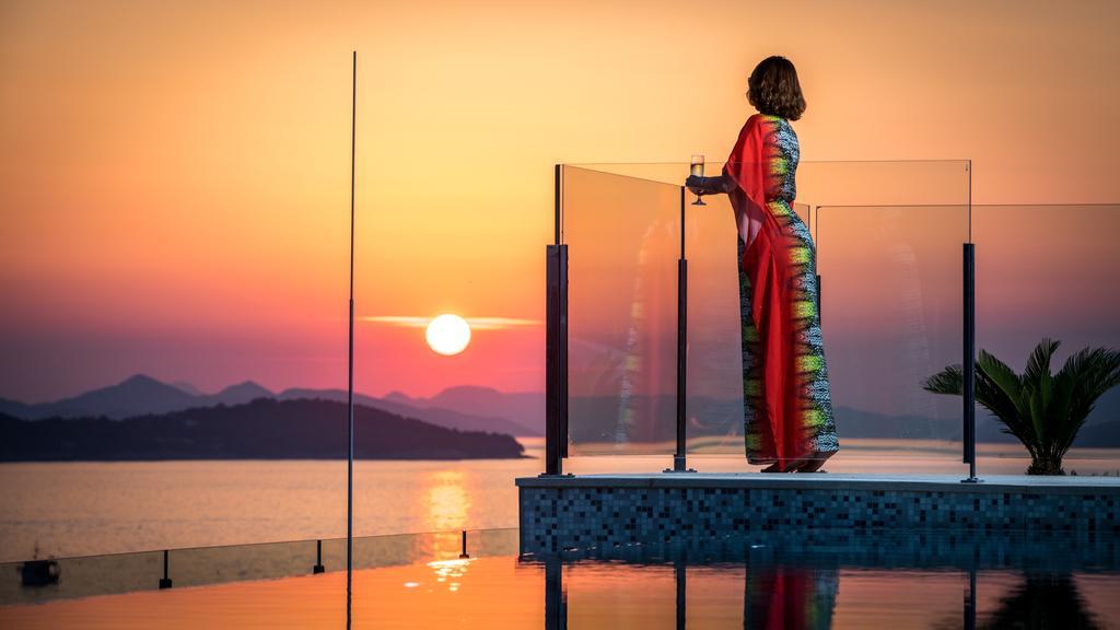 Royal Blue Hotel Dubrovnik Luaran gambar Sunset at the resort