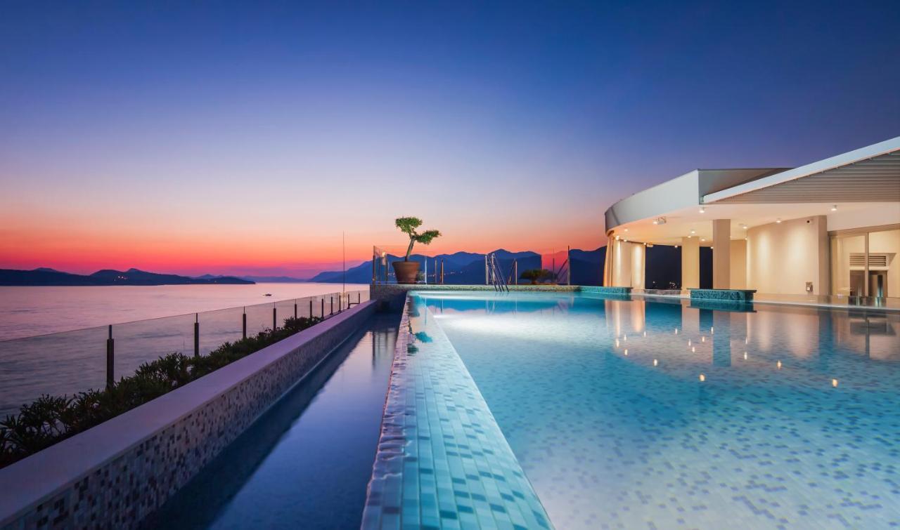 Royal Blue Hotel Dubrovnik Luaran gambar Infinity pool at the hotel